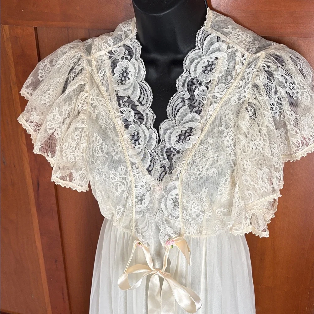 Vintage Tosca Lingeria Dress with Robe Two Piece Set - Picture 3 of 10